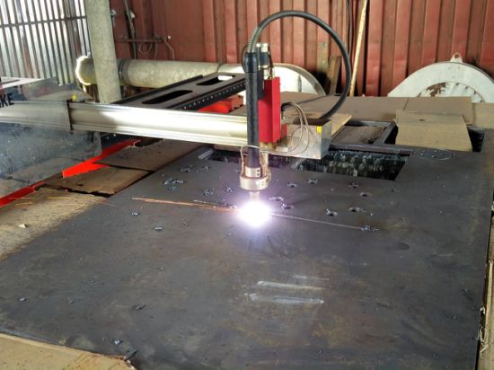 CNC軟鋼板切断機ポータブルプラズマ金属切断機