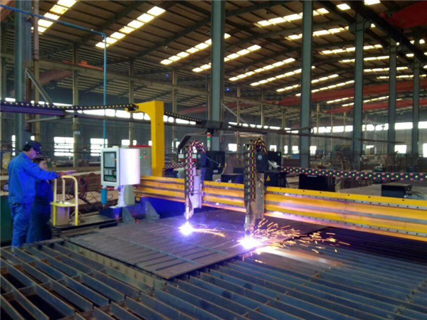 CE承認cncプラズマ切断機価格/プラズマ切断機金属1〜30ミリメートル厚さ/ CNC板金プラズママシン