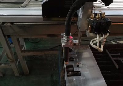 安い1325 CNCポータブルプラズマ切断金属機械